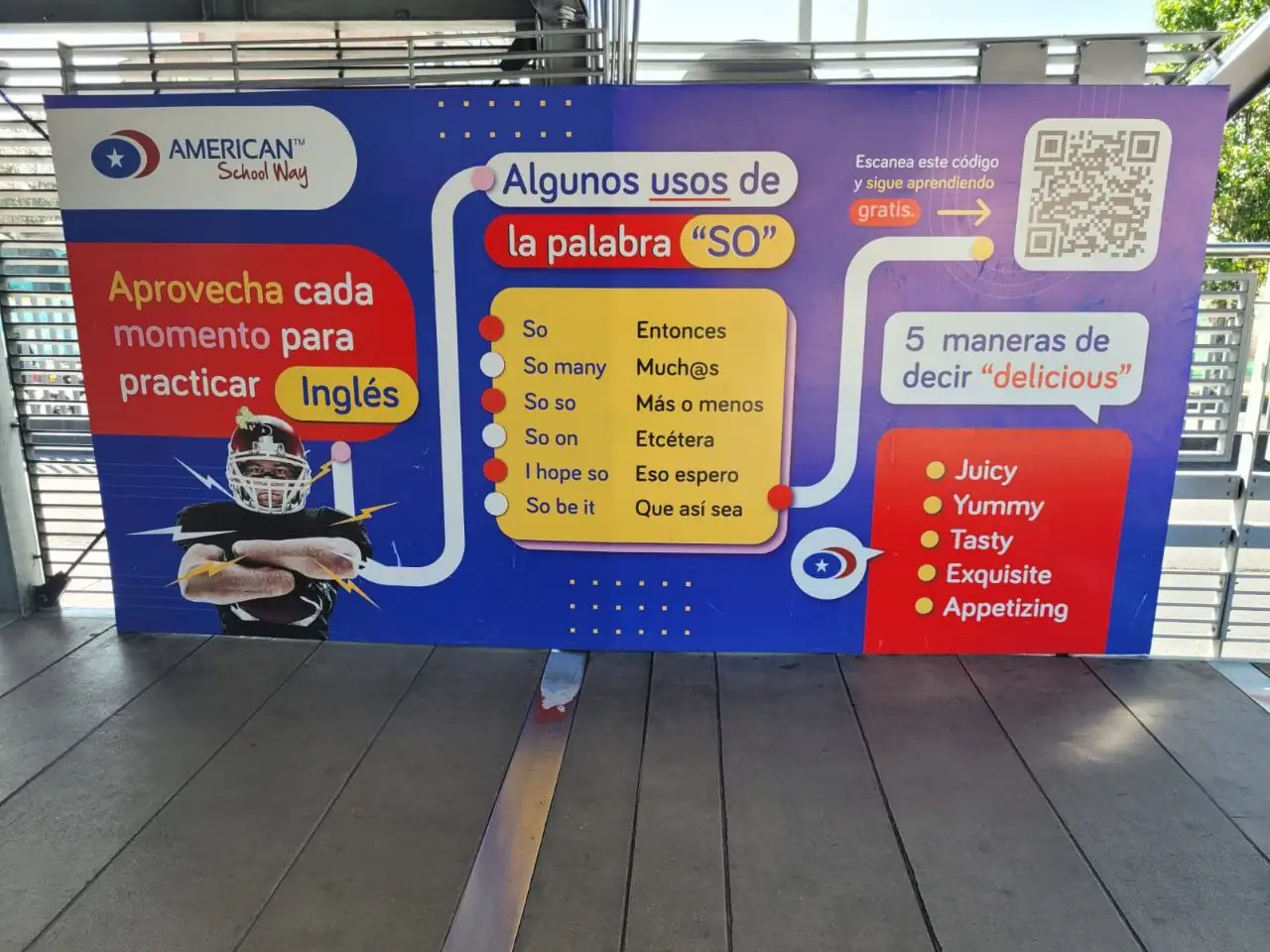 Bastidores de 4x2 en estaciones de Transmilenio